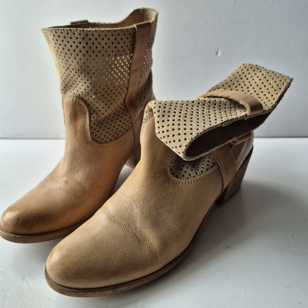 Joe Sanchez Tan Ankle Booties, Suede and Leather  Sz 38,western Cowgirl - Picture 2 of 16